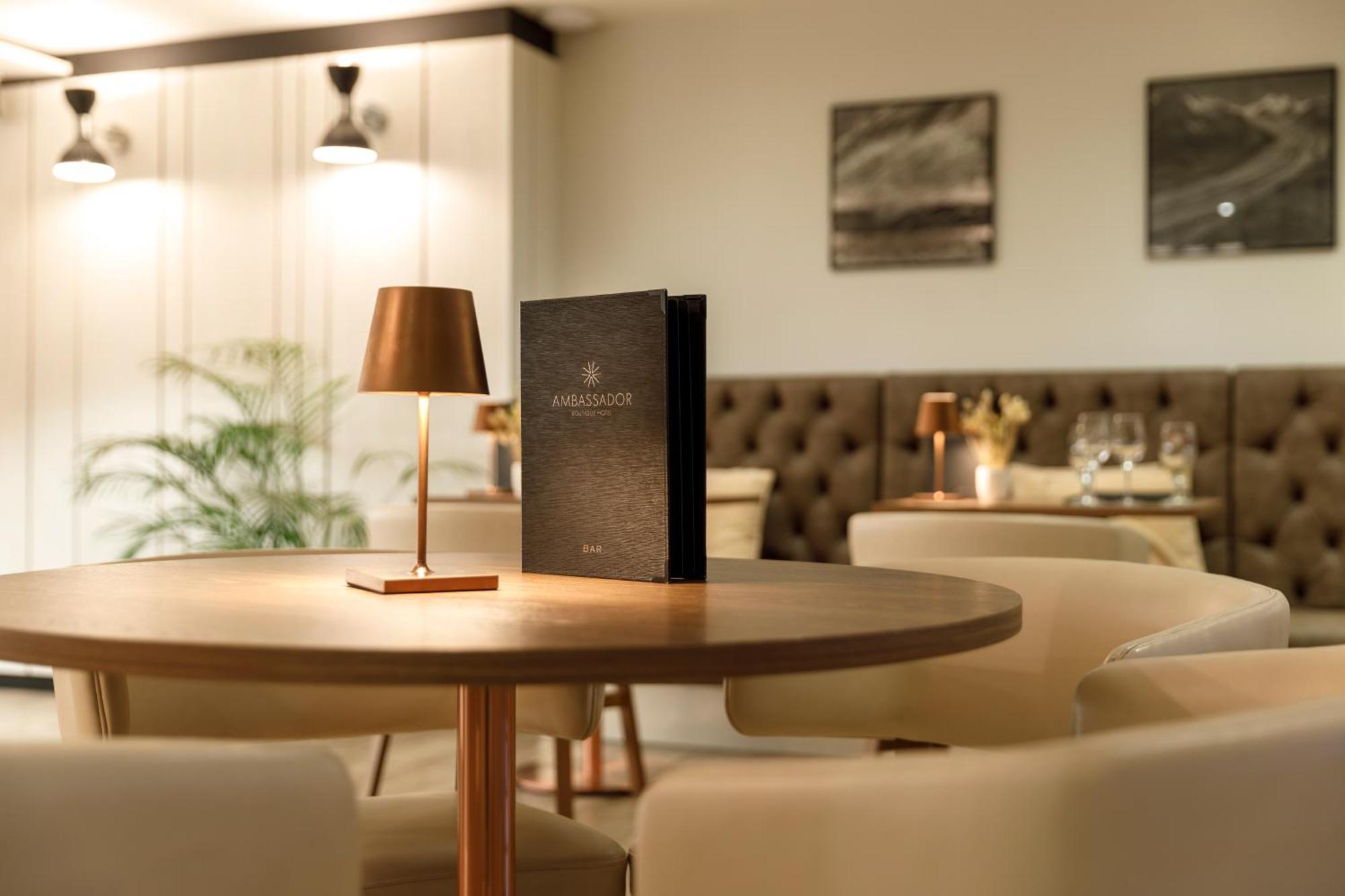 Ambassador Boutique Hotel Nyon Exteriér fotografie