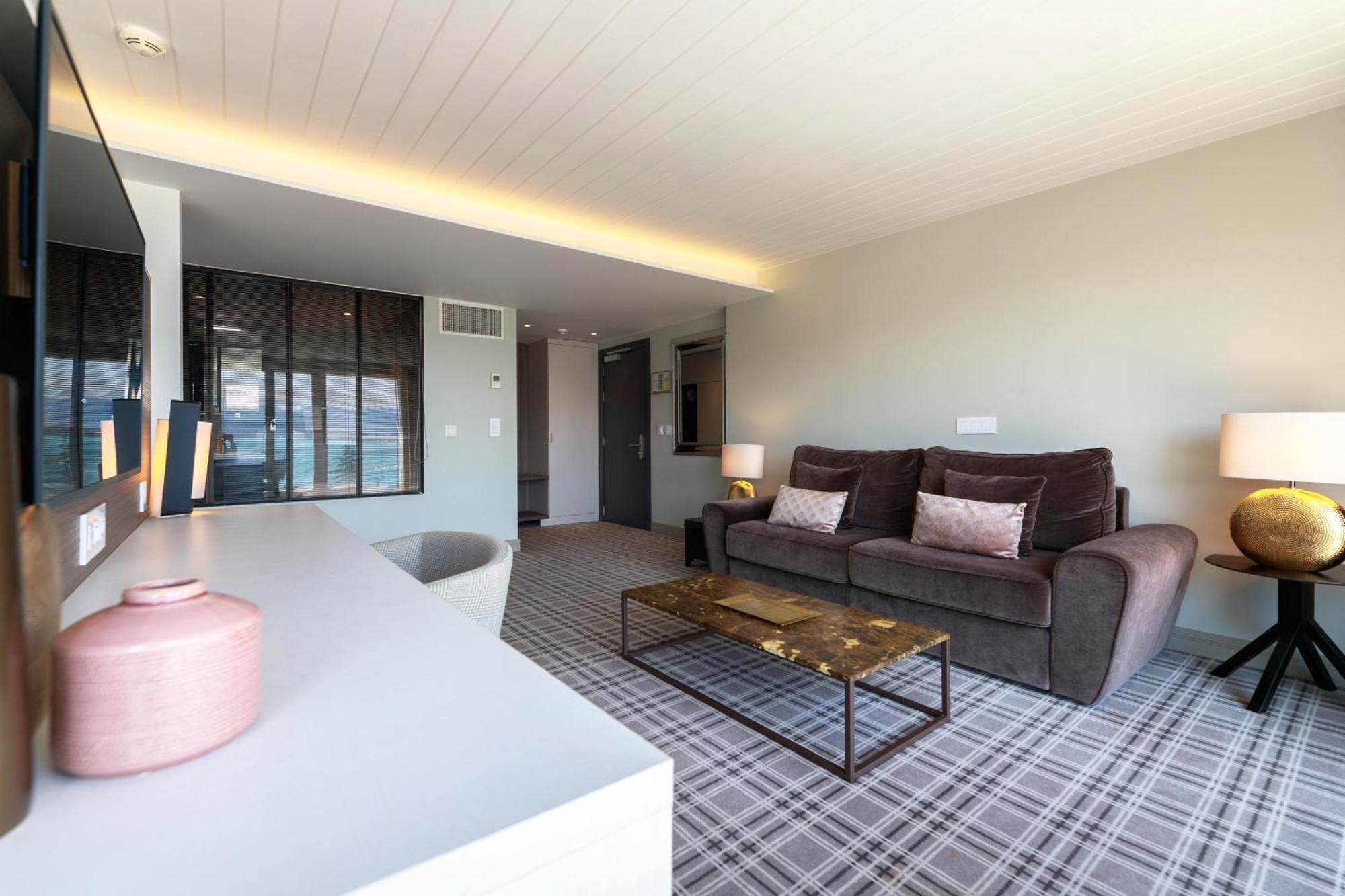 Ambassador Boutique Hotel Nyon Exteriér fotografie
